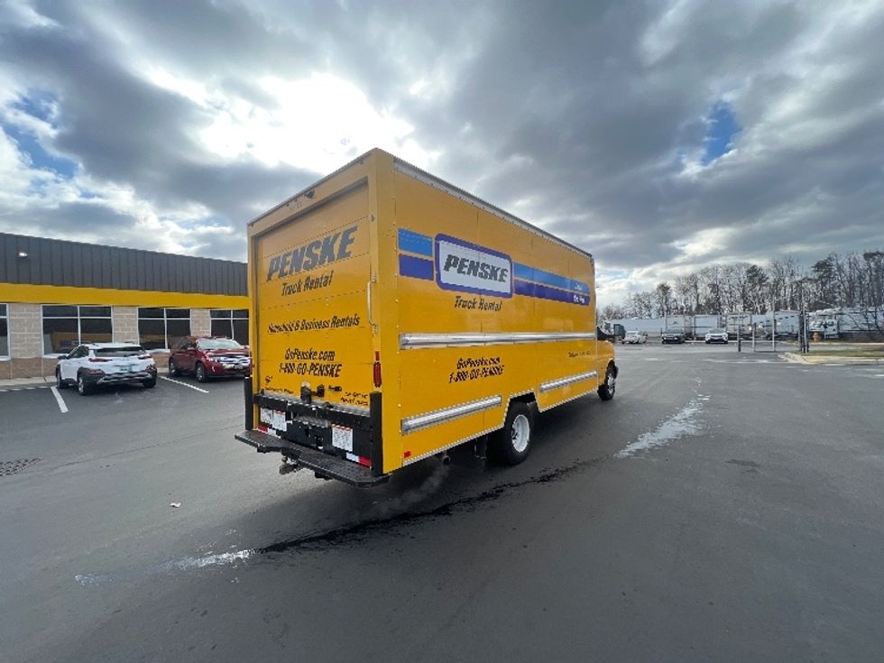 Light Duty Box Truck-Light and Medium Duty Trucks-GMC-2021-Savana G33903-Jessup-MD-97,178\n\t\tmiles-$ 26,000 - Image 13