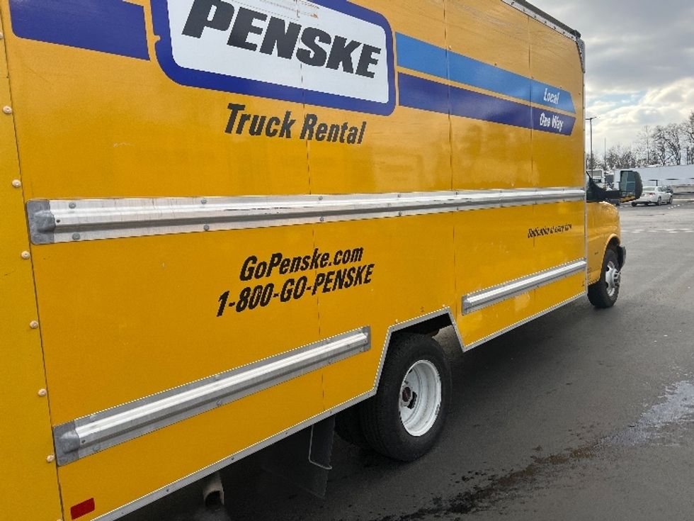 Light Duty Box Truck-Light and Medium Duty Trucks-GMC-2021-Savana G33903-Jessup-MD-97,178\n\t\tmiles-$ 26,000 - Image 14