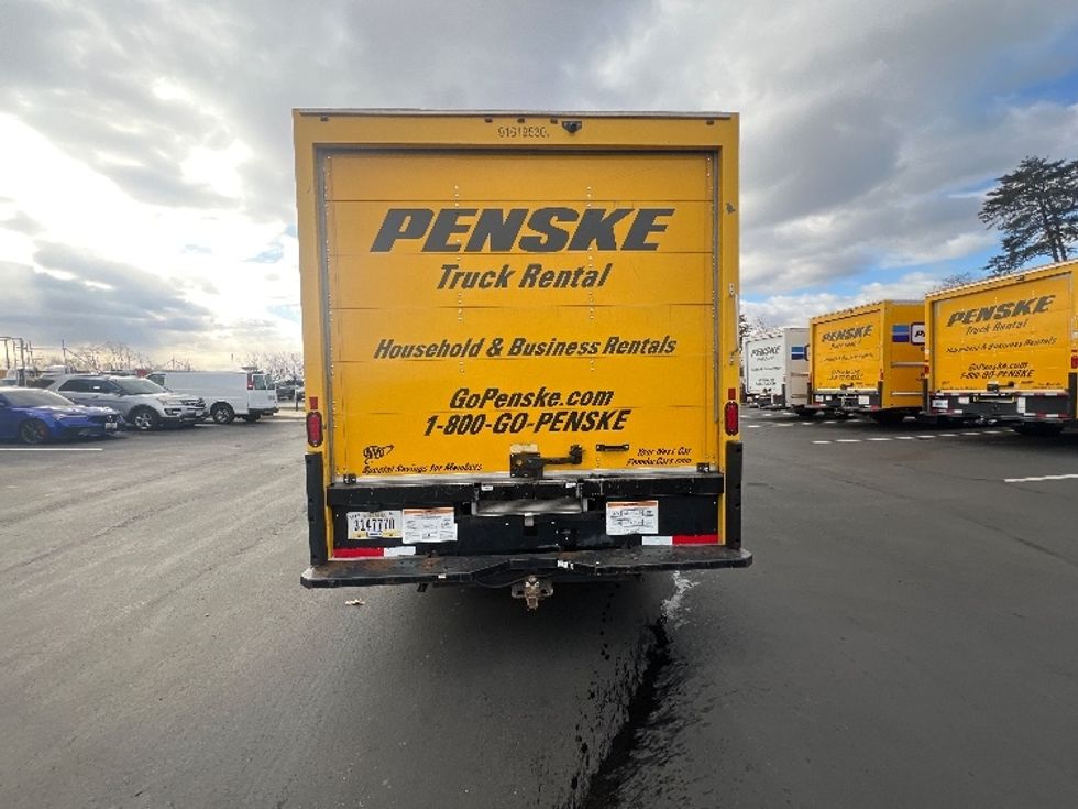 Light Duty Box Truck-Light and Medium Duty Trucks-GMC-2021-Savana G33903-Jessup-MD-97,178\n\t\tmiles-$ 26,000 - Image 7