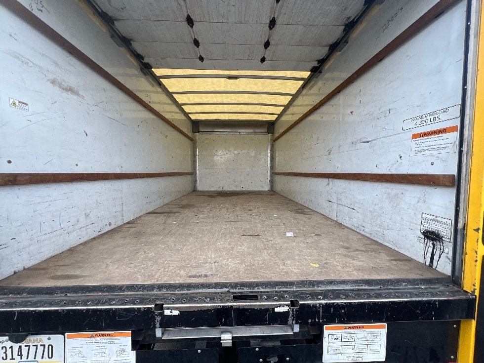 Light Duty Box Truck-Light and Medium Duty Trucks-GMC-2021-Savana G33903-Jessup-MD-97,186\n\t\tmiles-$ 26,000 - Image 7