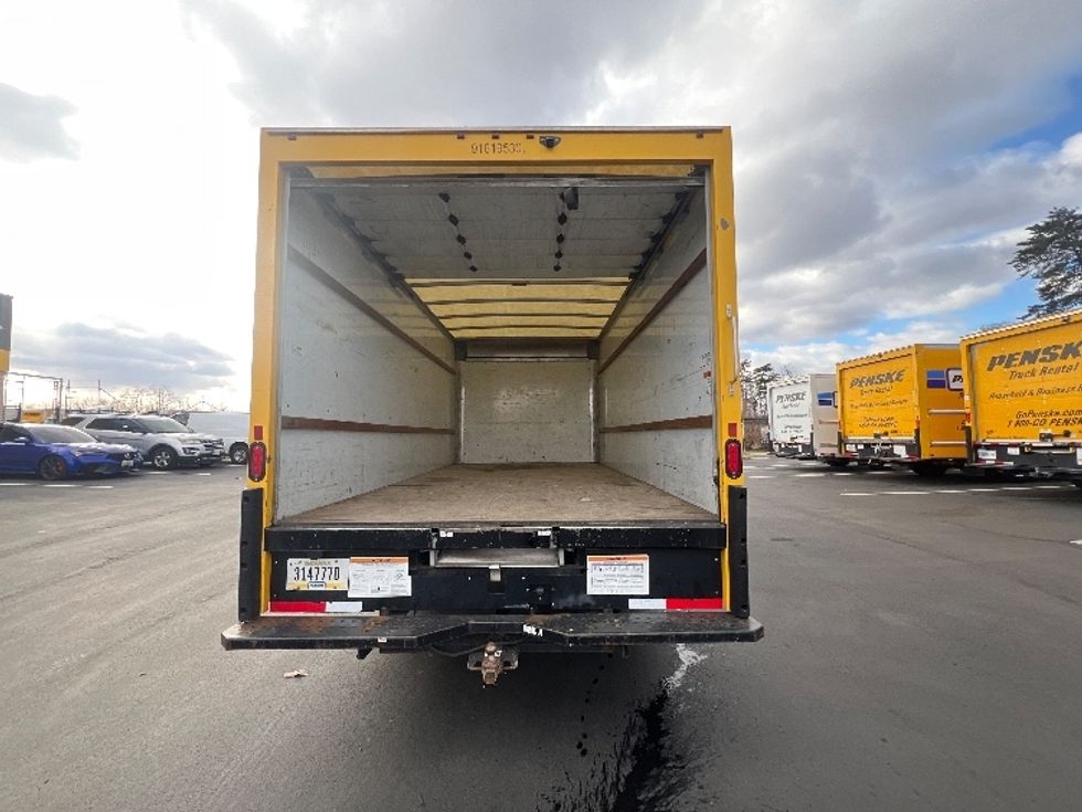 Light Duty Box Truck-Light and Medium Duty Trucks-GMC-2021-Savana G33903-Jessup-MD-97,186\n\t\tmiles-$ 26,000 - Image 8