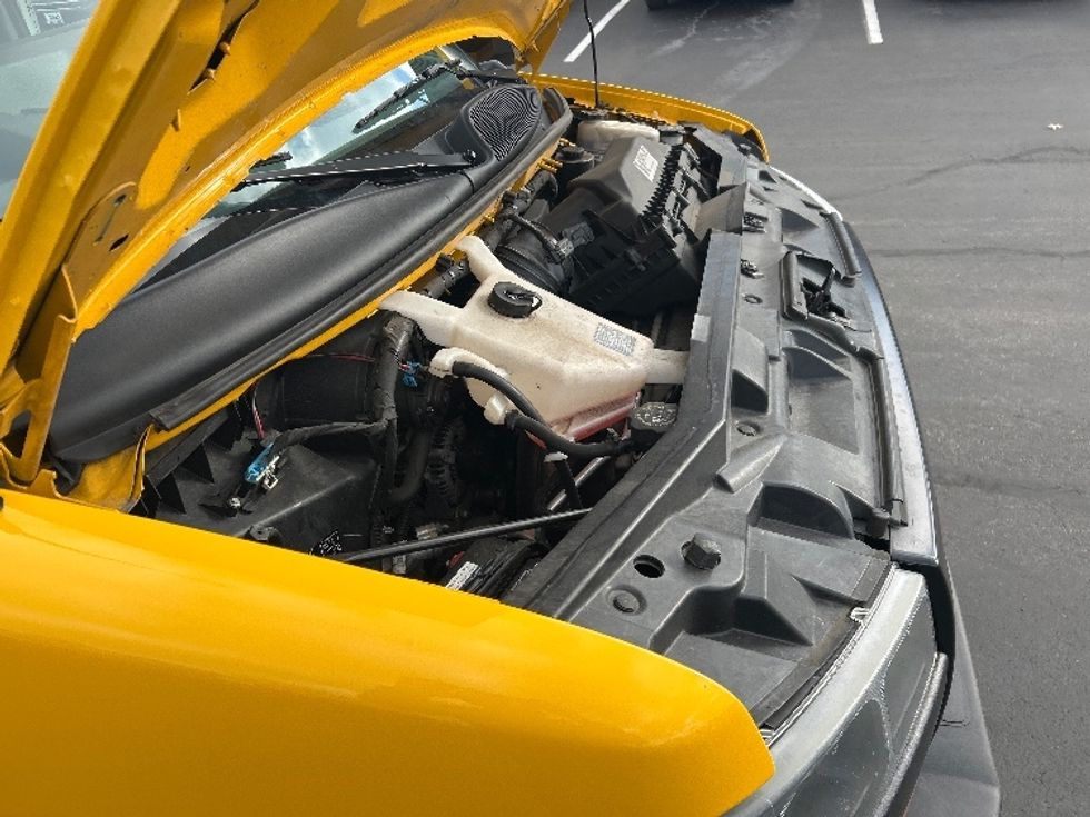 Light Duty Box Truck-Light and Medium Duty Trucks-GMC-2021-Savana G33903-Jessup-MD-98,187\n\t\tmiles-$ 26,000 - Image 22