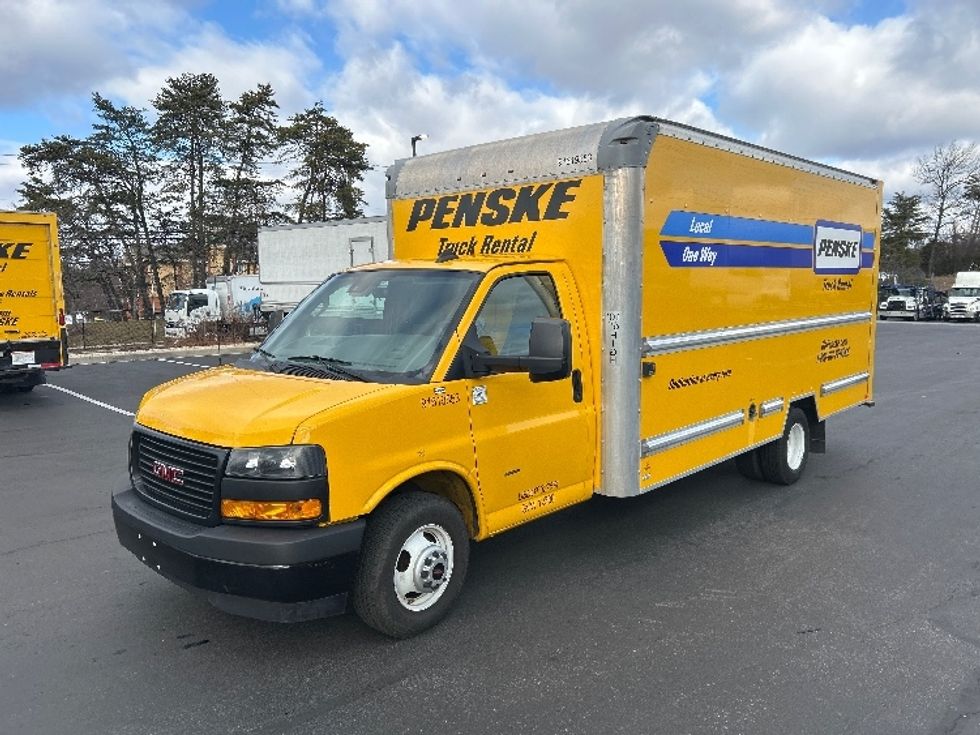 Light Duty Box Truck-Light and Medium Duty Trucks-GMC-2021-Savana G33903-Jessup-MD-98,187\n\t\tmiles-$ 26,000 - Image 3