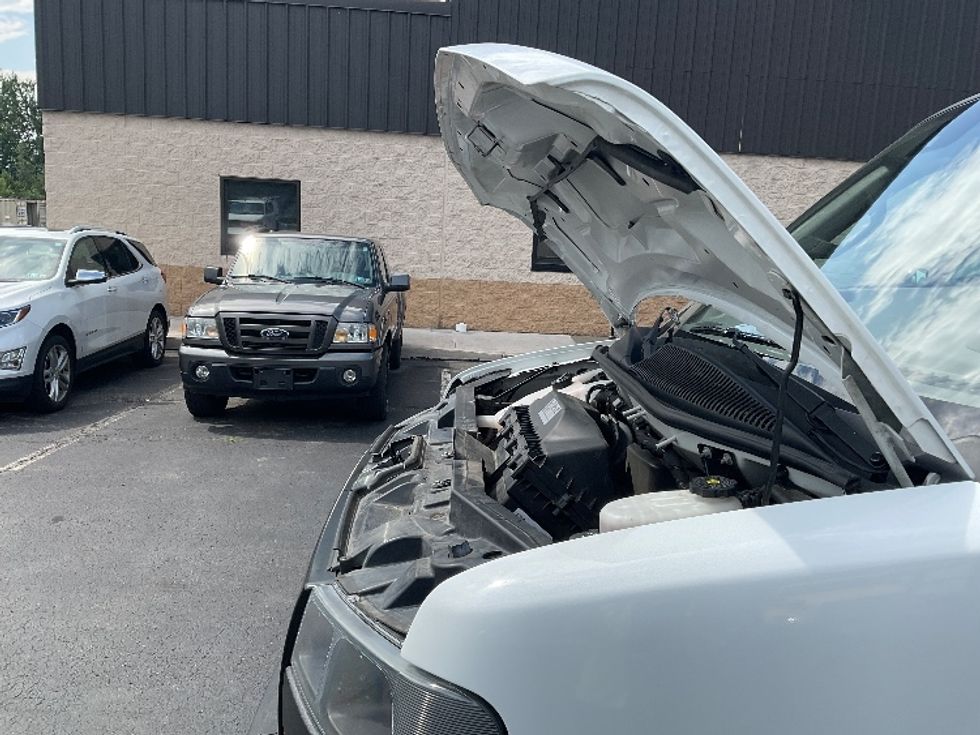 Light Duty Box Truck-Light and Medium Duty Trucks-GMC-2021-Savana G33903-Jessup-PA-58,878\n\t\tmiles-$ 33,000 - Image 21