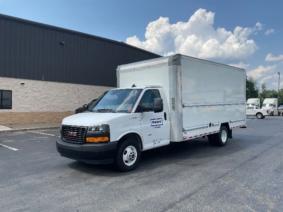 Light Duty Box Truck-Light and Medium Duty Trucks-GMC-2021-Savana G33903-Jessup-PA-58,878\n\t\tmiles-$ 33,000 - Image 3