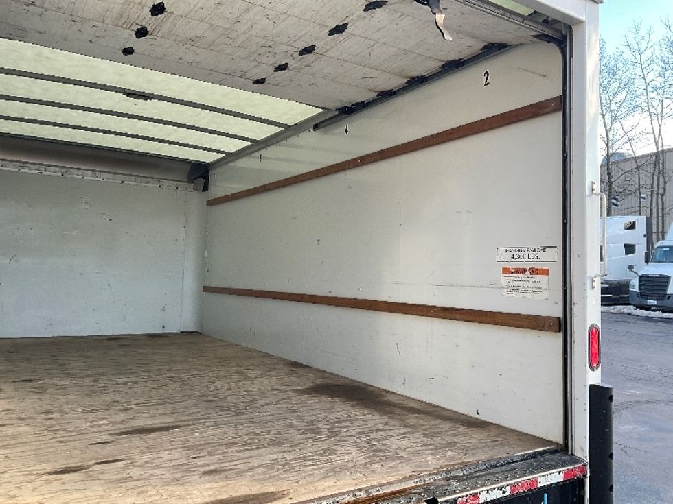 Light Duty Box Truck-Light and Medium Duty Trucks-GMC-2021-Savana G33903-Jessup-PA-88,051\n\t\tmiles-$ 29,750 - Image 12