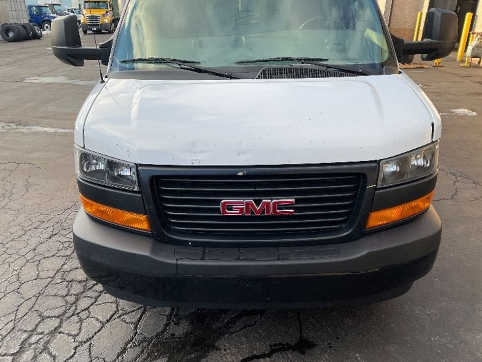 Light Duty Box Truck-Light and Medium Duty Trucks-GMC-2021-Savana G33903-Jessup-PA-88,051\n\t\tmiles-$ 29,750 - Image 25