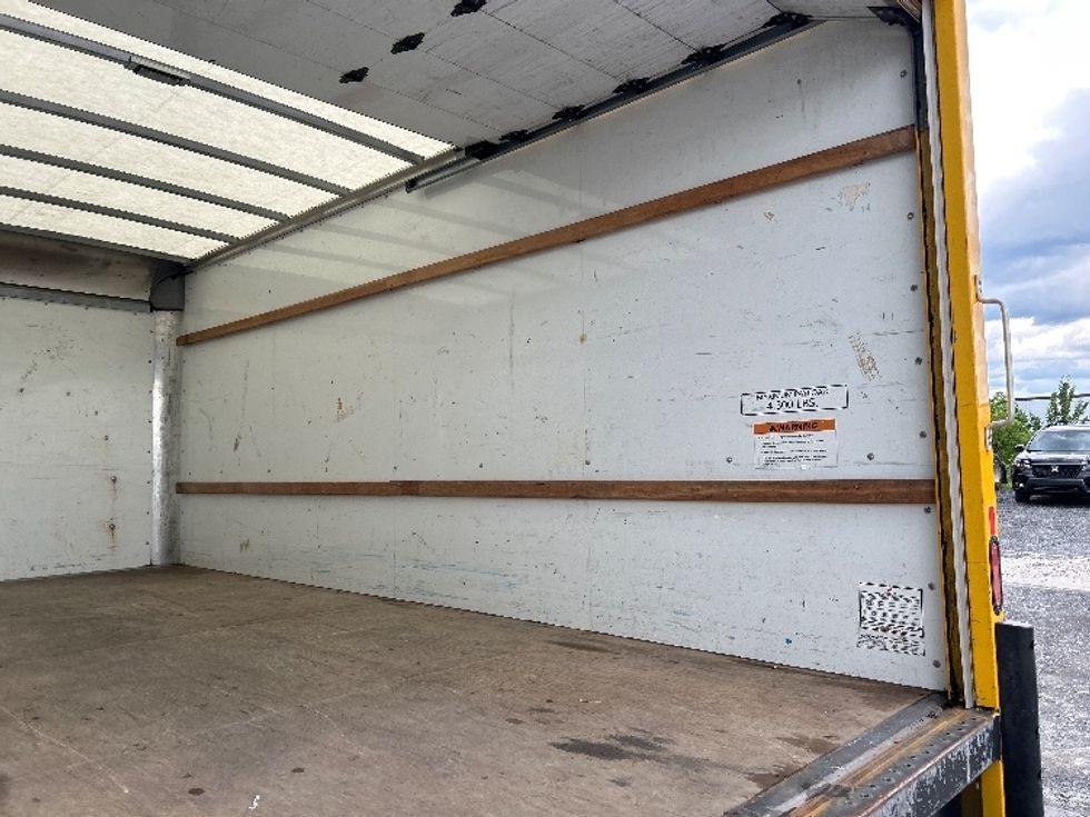 Light Duty Box Truck-Light and Medium Duty Trucks-GMC-2021-Savana G33903-Johnstown-PA-75,185\n\t\tmiles-$ 27,000 - Image 12