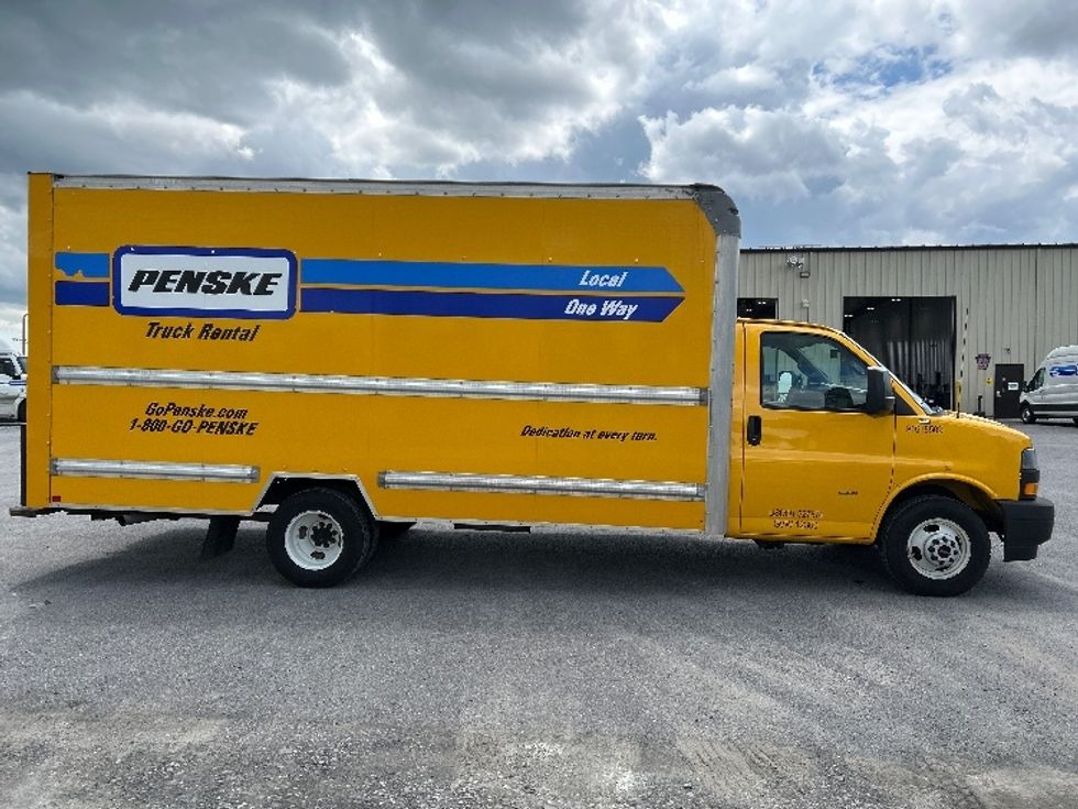Light Duty Box Truck-Light and Medium Duty Trucks-GMC-2021-Savana G33903-Johnstown-PA-75,185\n\t\tmiles-$ 27,000 - Image 15