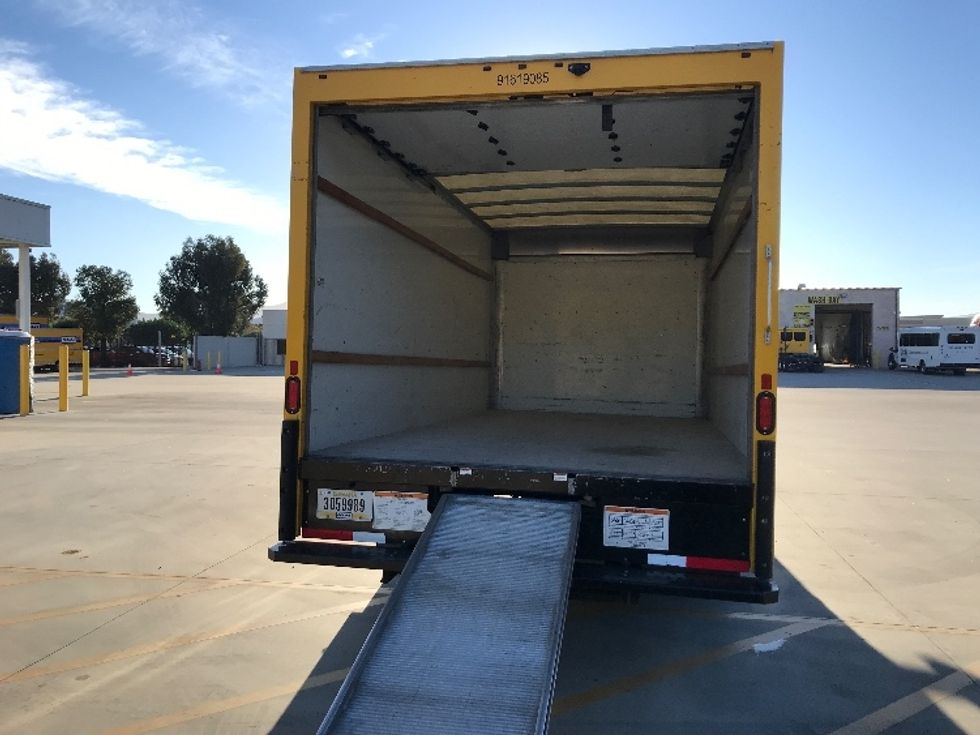 Light Duty Box Truck-Light and Medium Duty Trucks-GMC-2021-Savana G33903-Jurupa Valley-CA-79,410\n\t\tmiles-$ 32,750 - Image 9