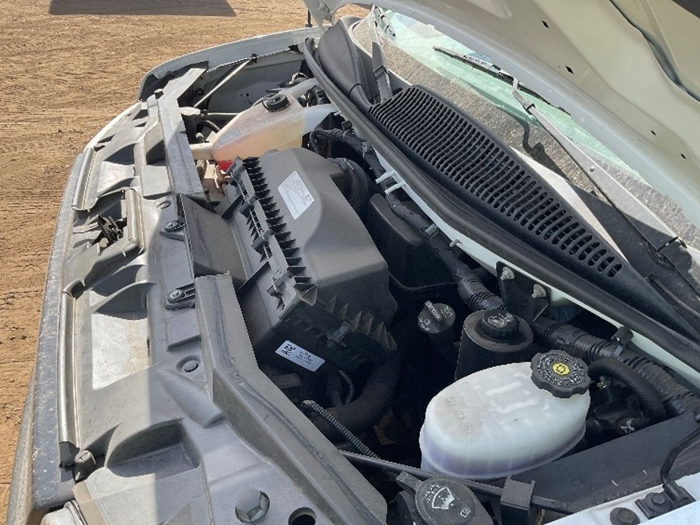 Light Duty Box Truck-Light and Medium Duty Trucks-GMC-2021-Savana G33903-Jurupa Valley-CA-88,037\n\t\tmiles-$ 32,250 - Image 23