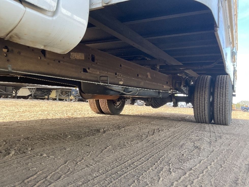 Light Duty Box Truck-Light and Medium Duty Trucks-GMC-2021-Savana G33903-Jurupa Valley-CA-88,037\n\t\tmiles-$ 32,250 - Image 5