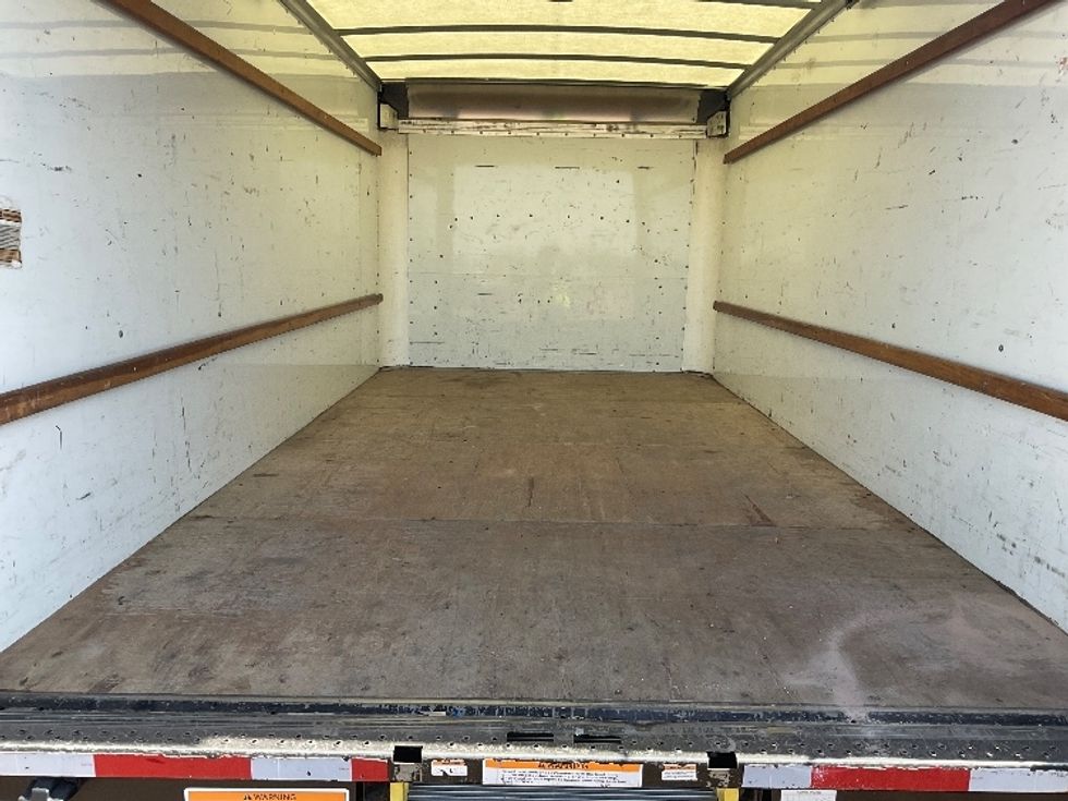 Light Duty Box Truck-Light and Medium Duty Trucks-GMC-2021-Savana G33903-Jurupa Valley-CA-88,037\n\t\tmiles-$ 32,250 - Image 9