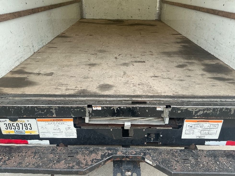 Light Duty Box Truck-Light and Medium Duty Trucks-GMC-2021-Savana G33903-Jurupa Valley-CA-88,539\n\t\tmiles-$ 29,000 - Image 10