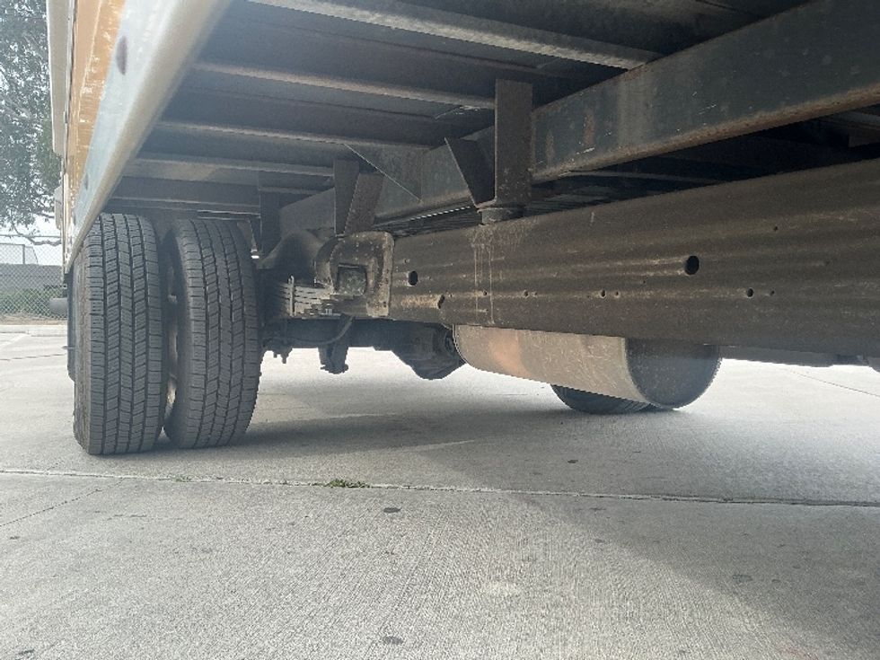 Light Duty Box Truck-Light and Medium Duty Trucks-GMC-2021-Savana G33903-Jurupa Valley-CA-88,539\n\t\tmiles-$ 29,000 - Image 14