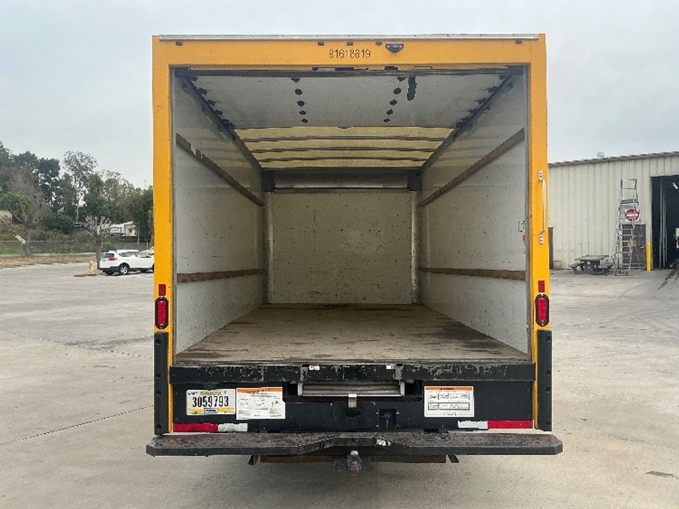 Light Duty Box Truck-Light and Medium Duty Trucks-GMC-2021-Savana G33903-Jurupa Valley-CA-88,539\n\t\tmiles-$ 29,000 - Image 8