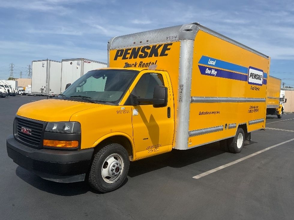 Light Duty Box Truck-Light and Medium Duty Trucks-GMC-2021-Savana G33903-Jurupa Valley-CA-91,322\n\t\tmiles-$ 28,750 - Image 3