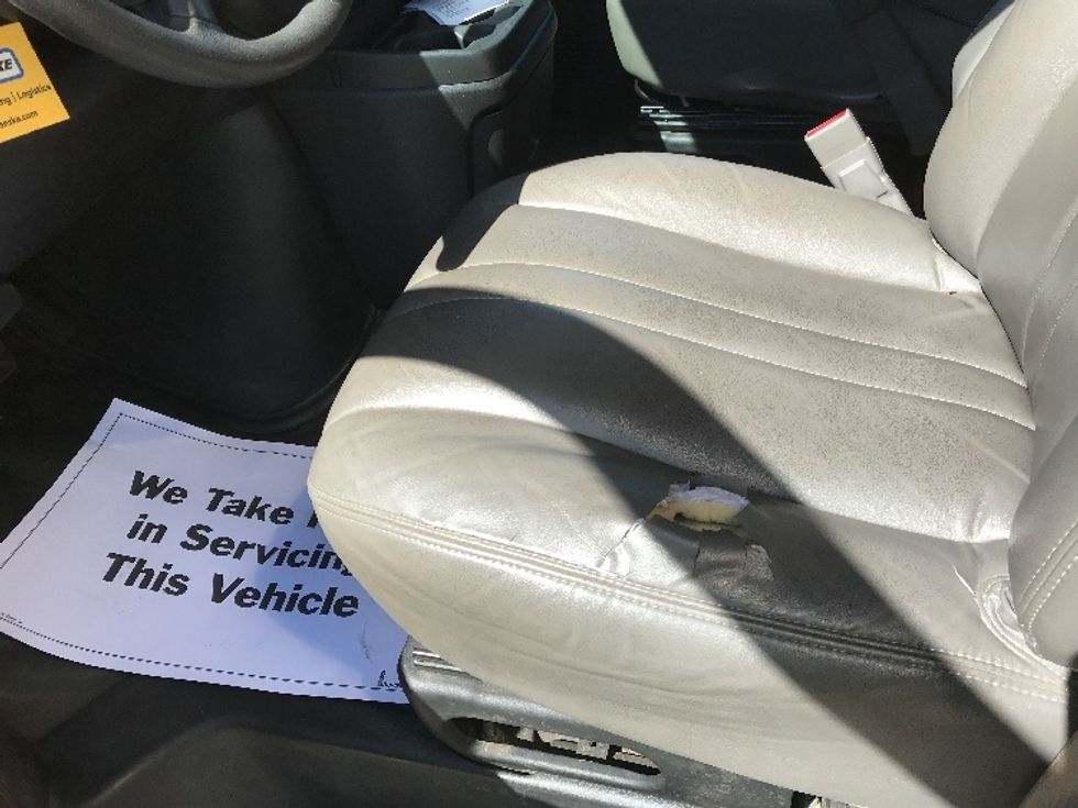 Light Duty Box Truck-Light and Medium Duty Trucks-GMC-2021-Savana G33903-Jurupa Valley-CA-92,692\n\t\tmiles-$ 26,250 - Image 25