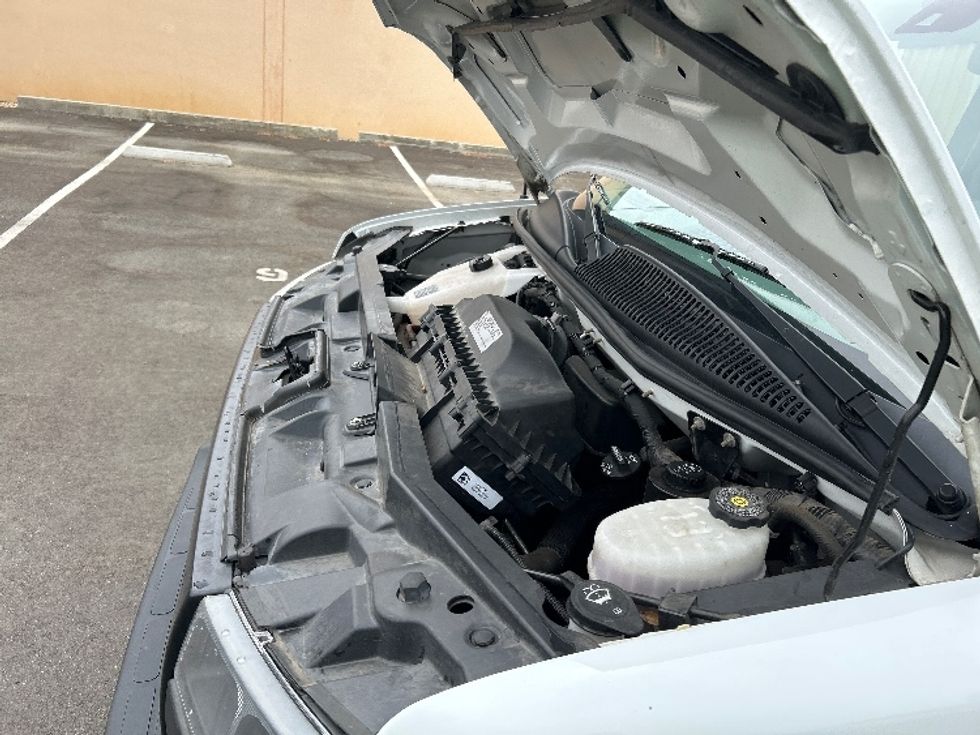 Light Duty Box Truck-Light and Medium Duty Trucks-GMC-2021-Savana G33903-Jurupa Valley-CA-94,306\n\t\tmiles-$ 32,000 - Image 22