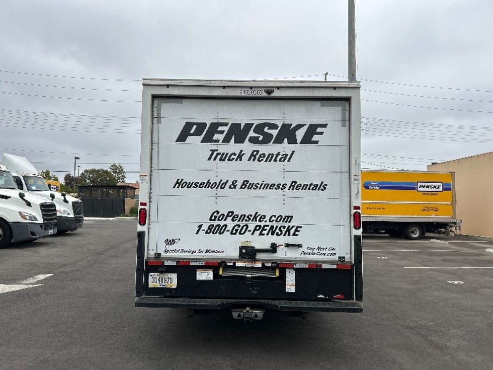 Light Duty Box Truck-Light and Medium Duty Trucks-GMC-2021-Savana G33903-Jurupa Valley-CA-94,306\n\t\tmiles-$ 32,000 - Image 7