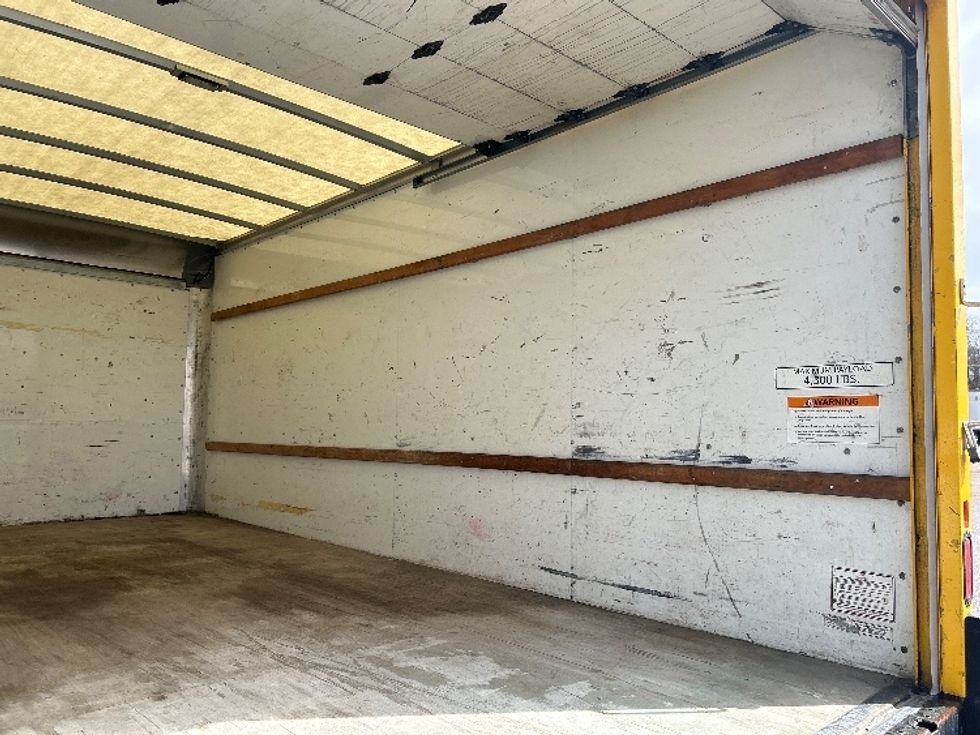 Light Duty Box Truck-Light and Medium Duty Trucks-GMC-2021-Savana G33903-Kalamazoo-MI-90,205\n\t\tmiles-$ 27,000 - Image 12