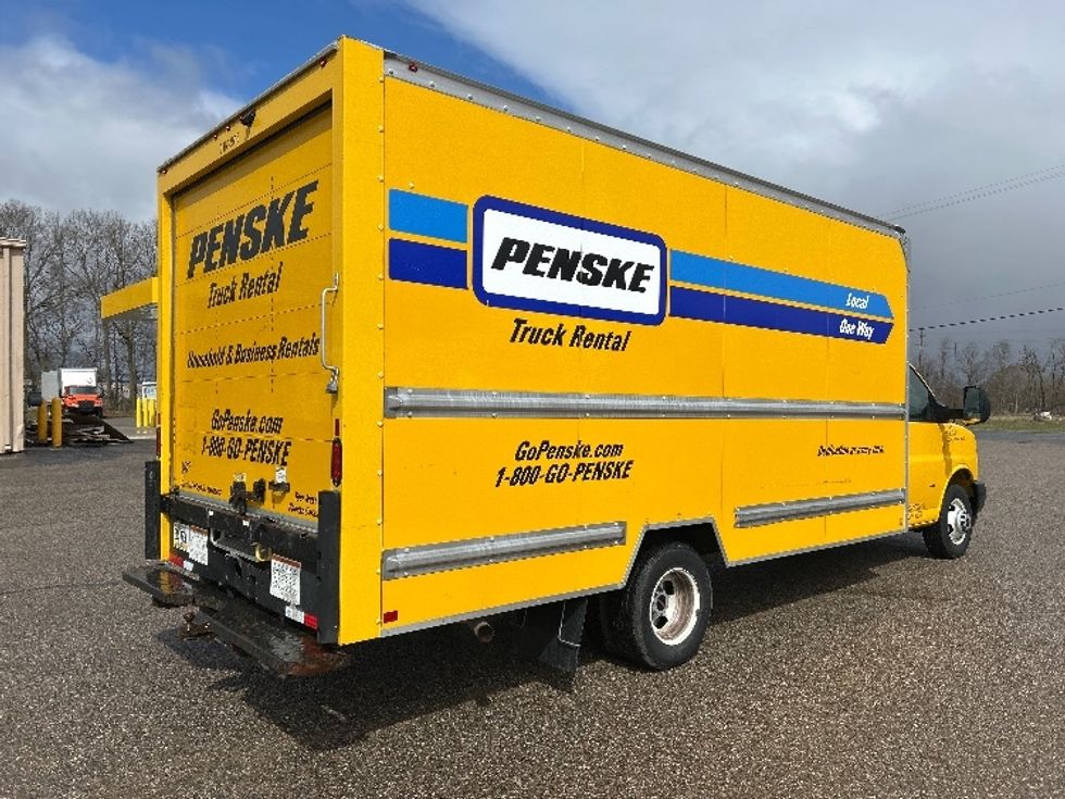 Light Duty Box Truck-Light and Medium Duty Trucks-GMC-2021-Savana G33903-Kalamazoo-MI-90,205\n\t\tmiles-$ 27,000 - Image 13