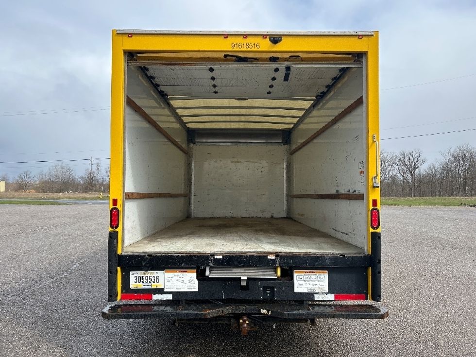 Light Duty Box Truck-Light and Medium Duty Trucks-GMC-2021-Savana G33903-Kalamazoo-MI-90,205\n\t\tmiles-$ 27,000 - Image 8