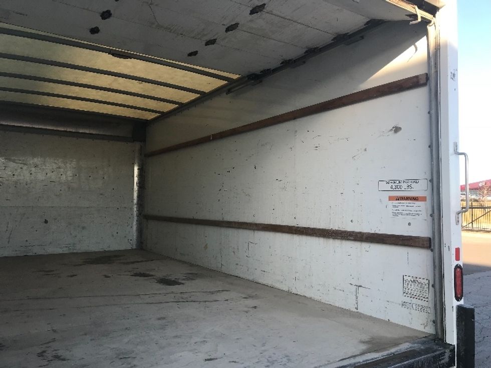 Light Duty Box Truck-Light and Medium Duty Trucks-GMC-2021-Savana G33903-Kansas City-MO-105,545\n\t\tmiles-$ 29,250 - Image 11