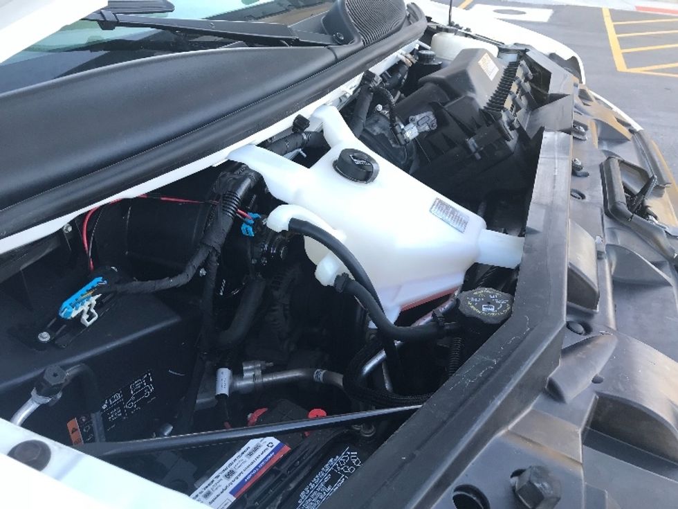 Light Duty Box Truck-Light and Medium Duty Trucks-GMC-2021-Savana G33903-Kansas City-MO-105,545\n\t\tmiles-$ 29,250 - Image 22