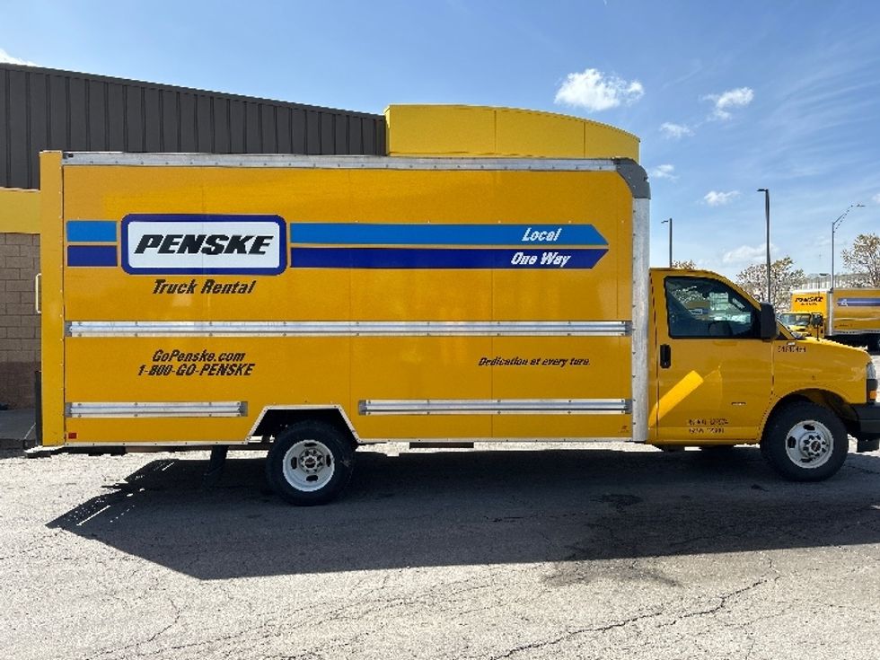 Light Duty Box Truck-Light and Medium Duty Trucks-GMC-2021-Savana G33903-Kansas City-MO-106,705\n\t\tmiles-$ 24,500 - Image 15