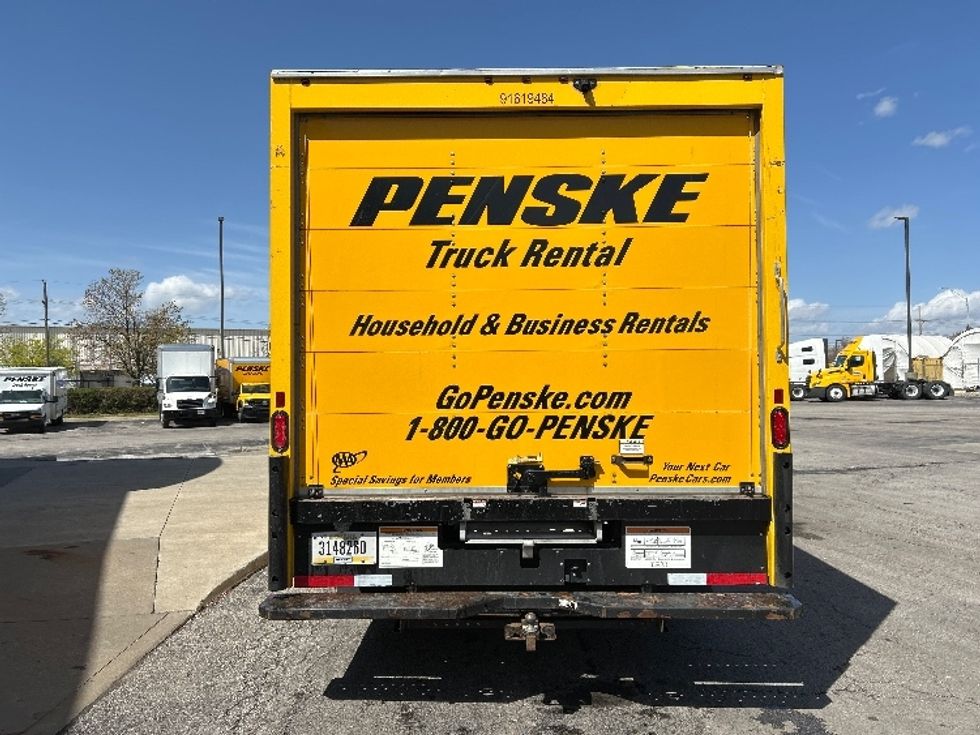 Light Duty Box Truck-Light and Medium Duty Trucks-GMC-2021-Savana G33903-Kansas City-MO-106,705\n\t\tmiles-$ 24,500 - Image 7