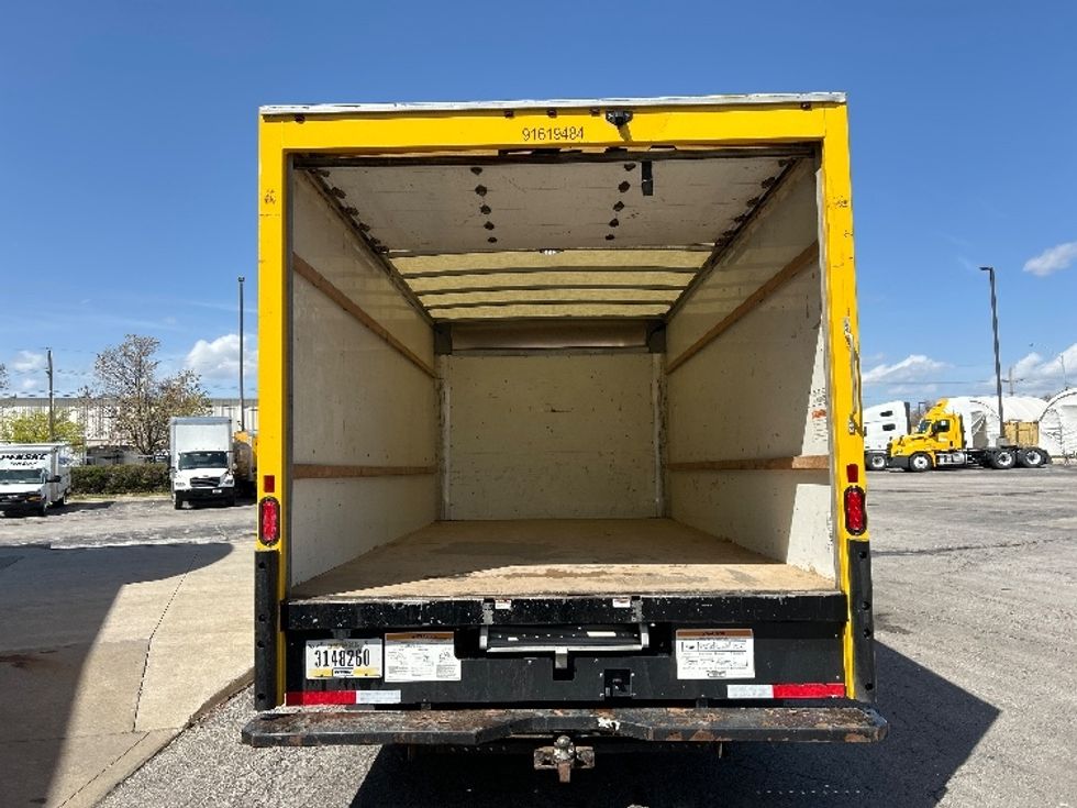Light Duty Box Truck-Light and Medium Duty Trucks-GMC-2021-Savana G33903-Kansas City-MO-106,705\n\t\tmiles-$ 24,500 - Image 8