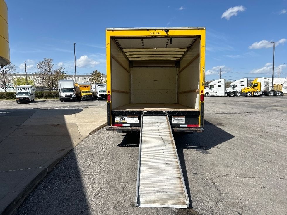 Light Duty Box Truck-Light and Medium Duty Trucks-GMC-2021-Savana G33903-Kansas City-MO-106,705\n\t\tmiles-$ 24,500 - Image 9