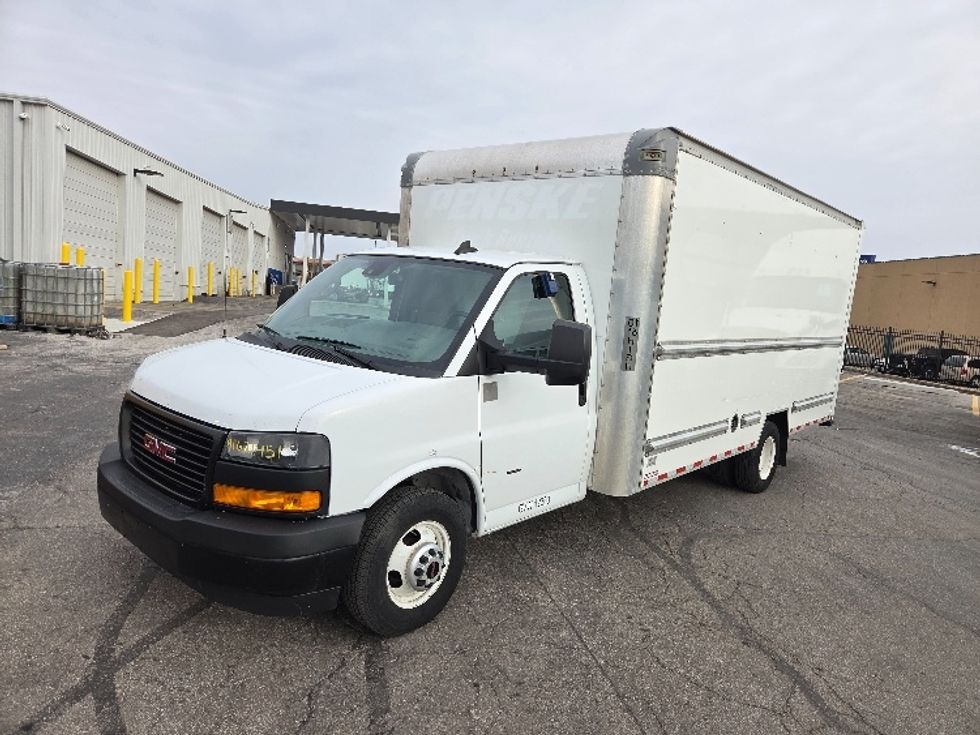 Light Duty Box Truck-Light and Medium Duty Trucks-GMC-2021-Savana G33903-Kansas City-MO-107,485\n\t\tmiles-$ 29,000 - Image 3