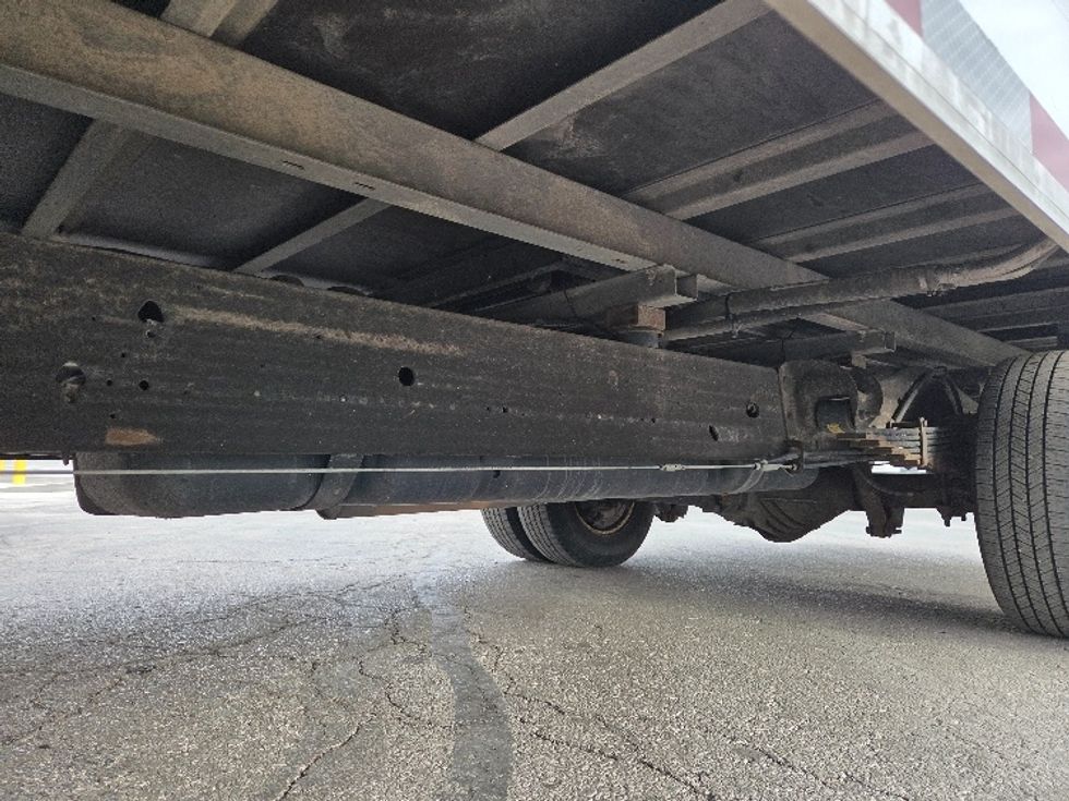 Light Duty Box Truck-Light and Medium Duty Trucks-GMC-2021-Savana G33903-Kansas City-MO-107,485\n\t\tmiles-$ 29,000 - Image 5