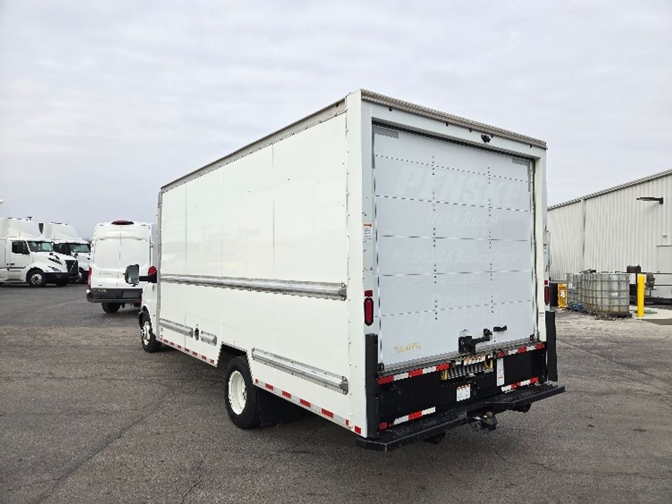 Light Duty Box Truck-Light and Medium Duty Trucks-GMC-2021-Savana G33903-Kansas City-MO-107,485\n\t\tmiles-$ 29,000 - Image 6
