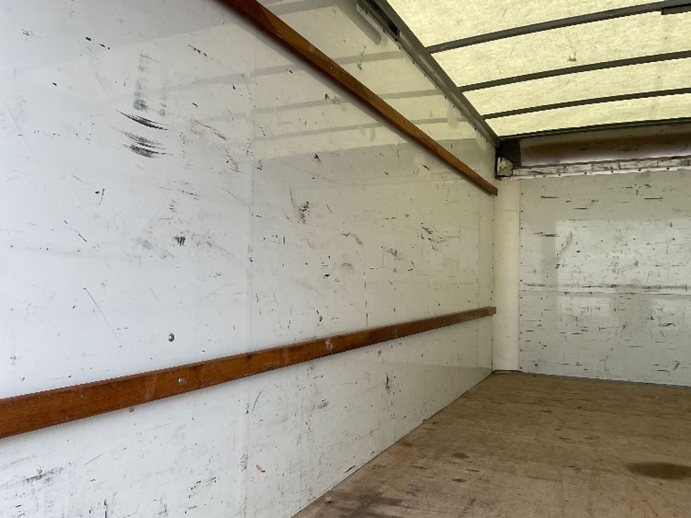 Light Duty Box Truck-Light and Medium Duty Trucks-GMC-2021-Savana G33903-Kansas City-MO-117,062\n\t\tmiles-$ 28,000 - Image 10