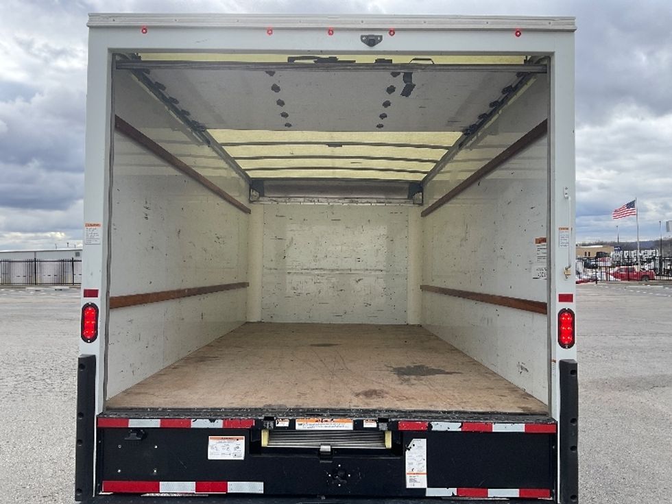 Light Duty Box Truck-Light and Medium Duty Trucks-GMC-2021-Savana G33903-Kansas City-MO-117,062\n\t\tmiles-$ 28,000 - Image 8