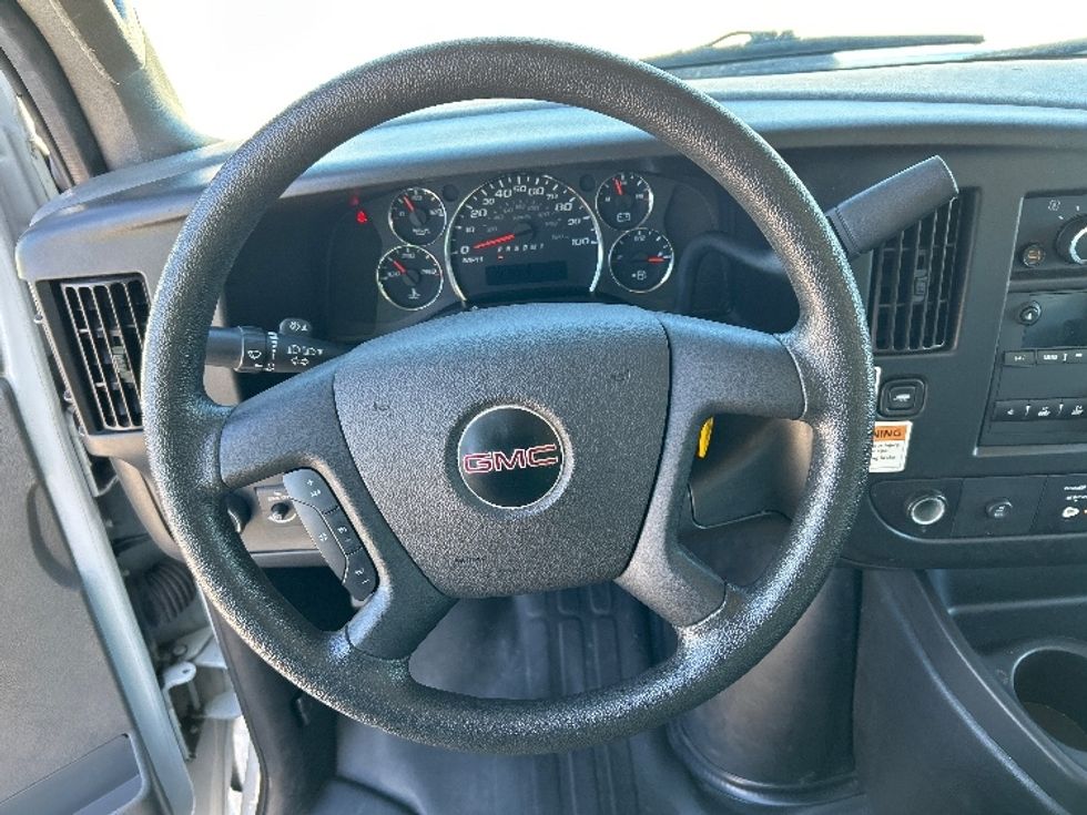 Light Duty Box Truck-Light and Medium Duty Trucks-GMC-2021-Savana G33903-Katy-TX-104,843\n\t\tmiles-$ 28,750 - Image 18