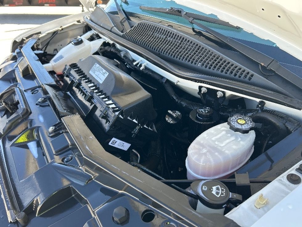 Light Duty Box Truck-Light and Medium Duty Trucks-GMC-2021-Savana G33903-Katy-TX-104,843\n\t\tmiles-$ 28,750 - Image 24