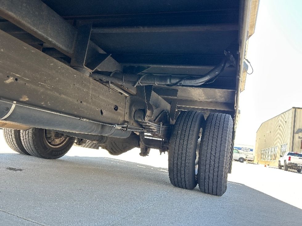 Light Duty Box Truck-Light and Medium Duty Trucks-GMC-2021-Savana G33903-Katy-TX-104,843\n\t\tmiles-$ 28,750 - Image 5