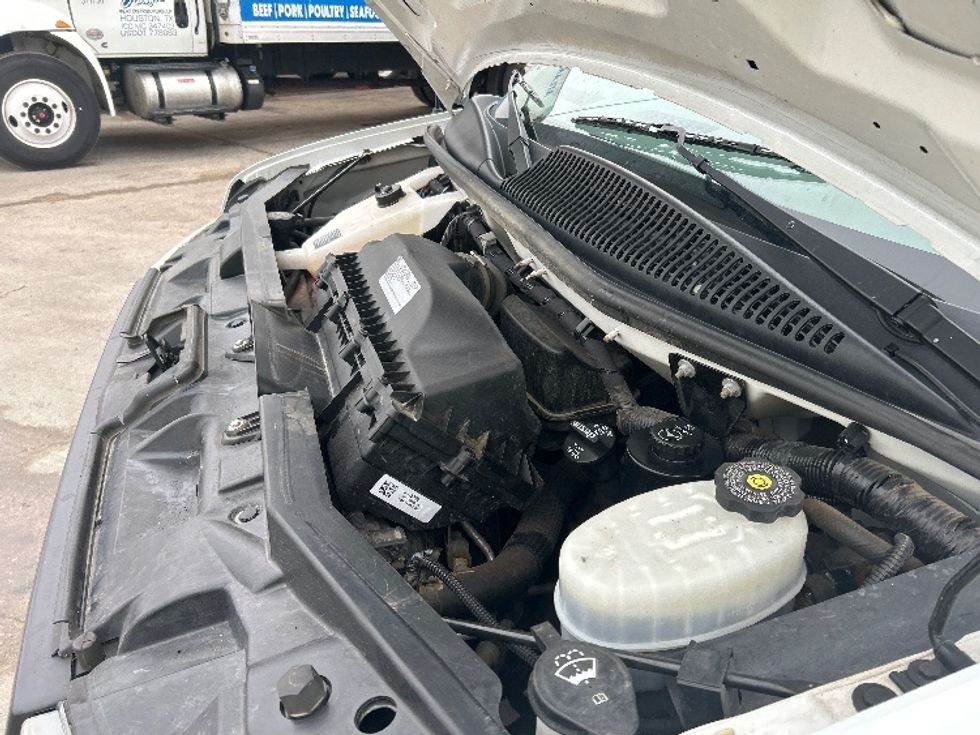 Light Duty Box Truck-Light and Medium Duty Trucks-GMC-2021-Savana G33903-Katy-TX-106,197\n\t\tmiles-$ 28,750 - Image 24