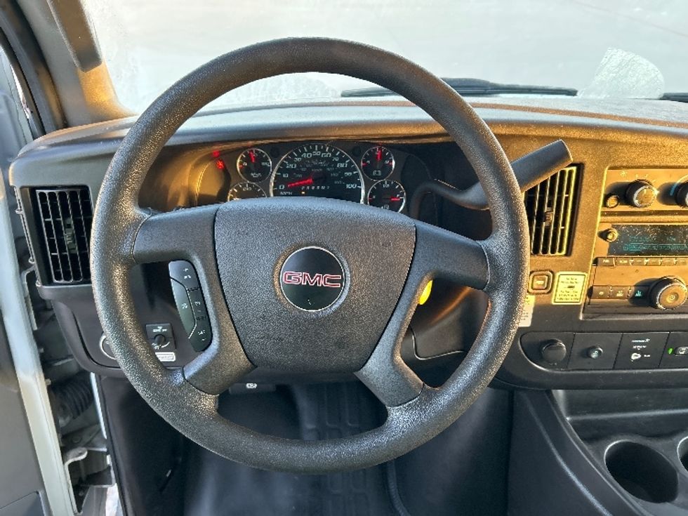 Light Duty Box Truck-Light and Medium Duty Trucks-GMC-2021-Savana G33903-Katy-TX-112,389\n\t\tmiles-$ 28,000 - Image 18