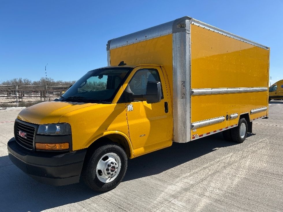 Light Duty Box Truck-Light and Medium Duty Trucks-GMC-2021-Savana G33903-Katy-TX-113,319\n\t\tmiles-$ 25,000 - Image 3