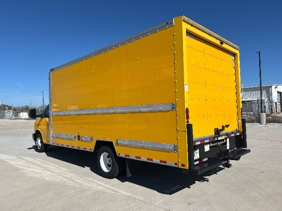Light Duty Box Truck-Light and Medium Duty Trucks-GMC-2021-Savana G33903-Katy-TX-113,319\n\t\tmiles-$ 25,000 - Image 6