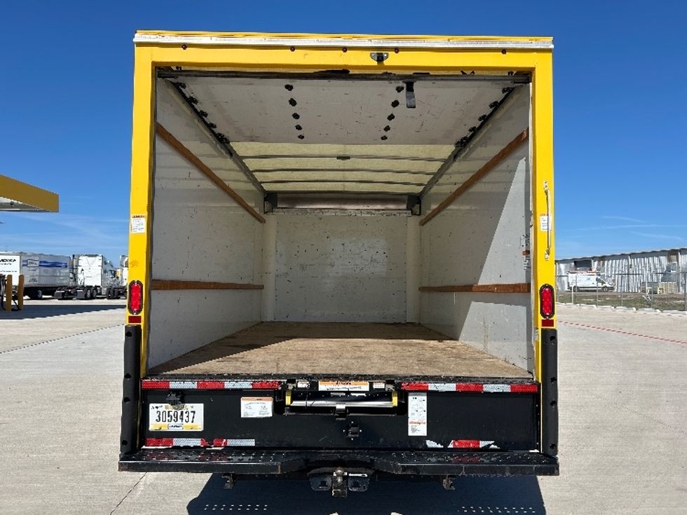 Light Duty Box Truck-Light and Medium Duty Trucks-GMC-2021-Savana G33903-Katy-TX-113,319\n\t\tmiles-$ 25,000 - Image 8