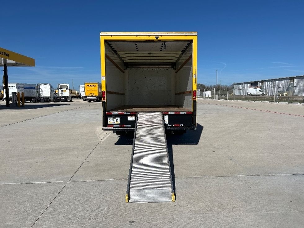 Light Duty Box Truck-Light and Medium Duty Trucks-GMC-2021-Savana G33903-Katy-TX-113,319\n\t\tmiles-$ 25,000 - Image 9