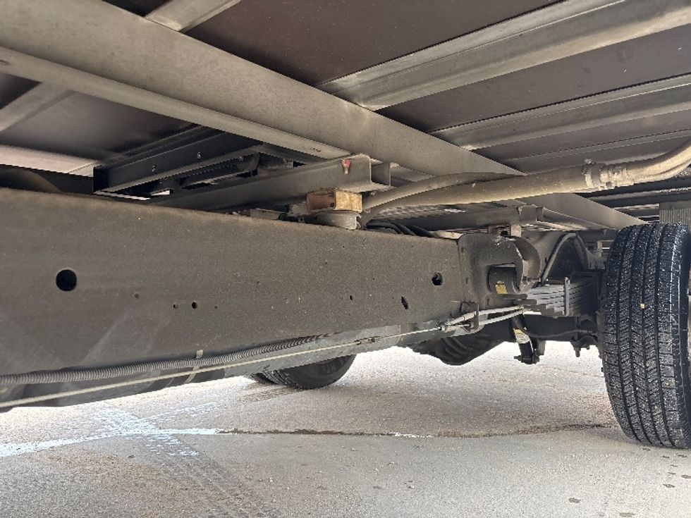 Light Duty Box Truck-Light and Medium Duty Trucks-GMC-2021-Savana G33903-Katy-TX-62,469\n\t\tmiles-$ 32,000 - Image 5