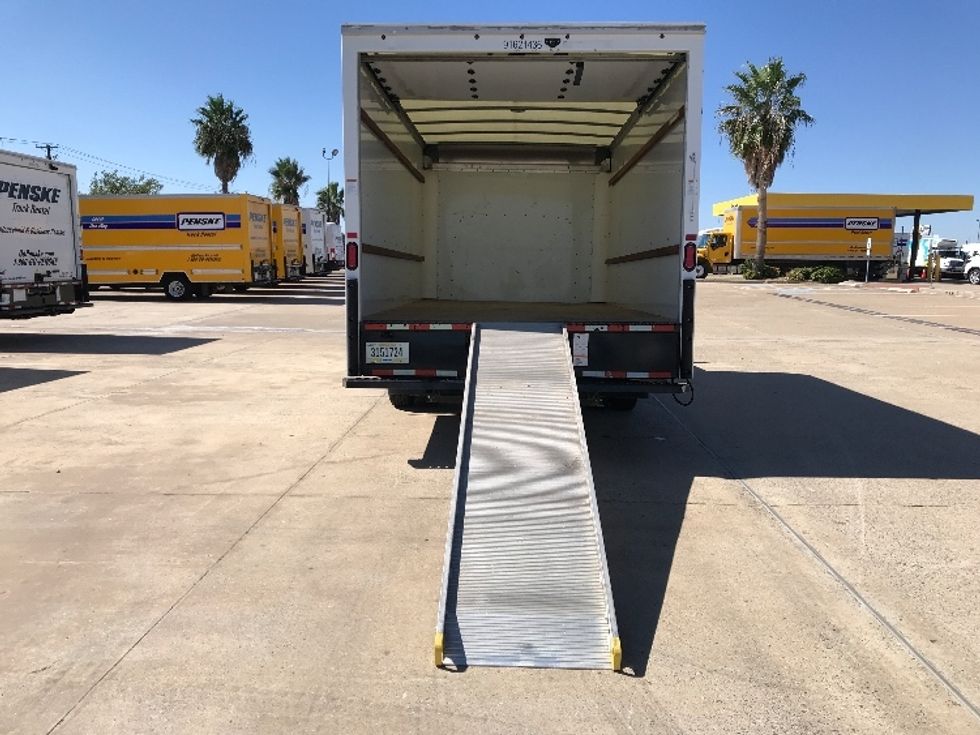 Light Duty Box Truck-Light and Medium Duty Trucks-GMC-2021-Savana G33903-Katy-TX-94,752\n\t\tmiles-$ 30,000 - Image 9