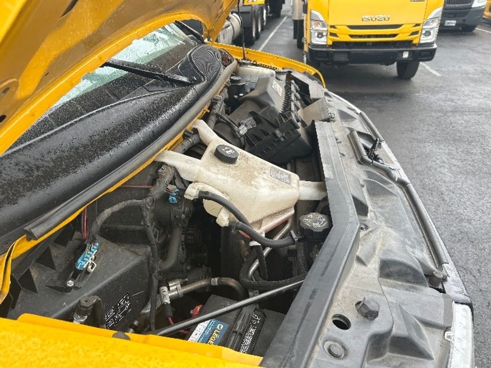 Light Duty Box Truck-Light and Medium Duty Trucks-GMC-2021-Savana G33903-Kearny-NJ-108,166\n\t\tmiles-$ 24,250 - Image 23